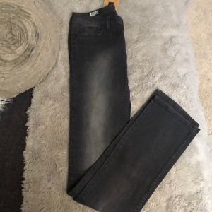 Boys DC straight leg jeans size 25/10 NWT